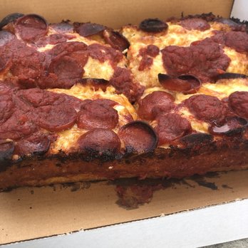 SquareHouse Pizza - Pepperoni Pizza - Pizza Near Me - Gainesville, Florida