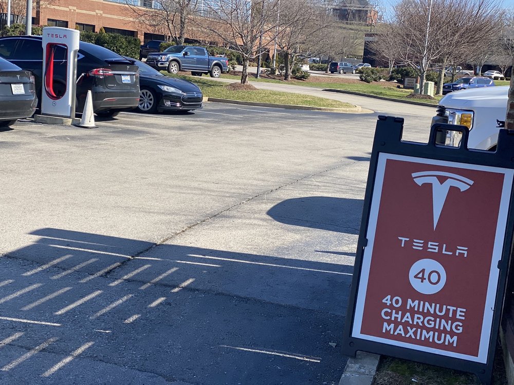 TESLA SUPERCHARGER - NASHVILLE-BRENTWOOD - 1641 Westgate Cir, Nashville ...