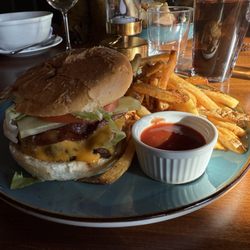 Barley Vine Rail - Burger - fresh made. Great fries. Gourmet ketchup.