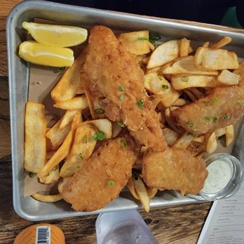 Tee Line Nash - Fish and chips - Sports Bars Near Me - Nashville, Tennessee