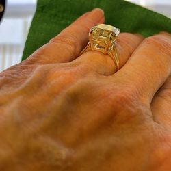 JJ Watch & Jewelry Repair - Yellow diamond set in 14k gold band.