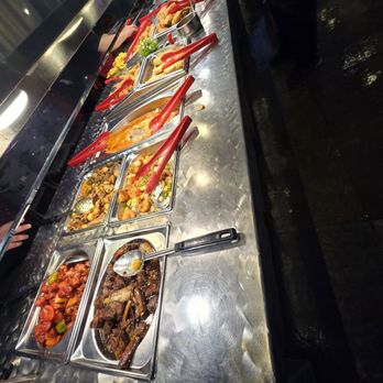 Mandarin Restaurant - Buffets Near Me - Niagara Falls, Ontario