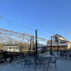 Kansas Territory Brewing - Back patio