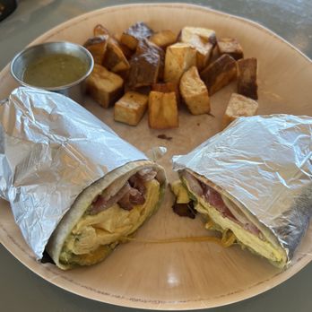 Pilot Light - Breakfast & Brunch Near Me - Half Moon Bay, California
