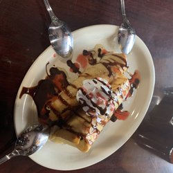 Los Compadres Mexican Restaurant-Bar - Cheesecake Chimichanga