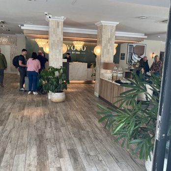 Voco South Hampton Hotel - Lobby - Hotels Near Me - Southampton, HAM