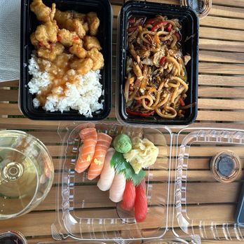 Nabuki - Take out spread - Japanese Near Me - Hinsdale, Illinois