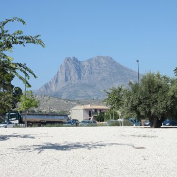 Chocolates Valor Spain - Views from the entrance - Candy Stores Near Me - Villajoyosa, A