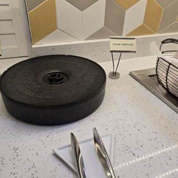 Hyatt Place Flint / Grand Blanc - Breakfast bar: flour tortillas - Hotels Near Me - Flint, Michigan Hyatt Place Flint / Grand Blanc - Breakfast bar: flour tortillas - Hotels Near Me - Flint, Michigan