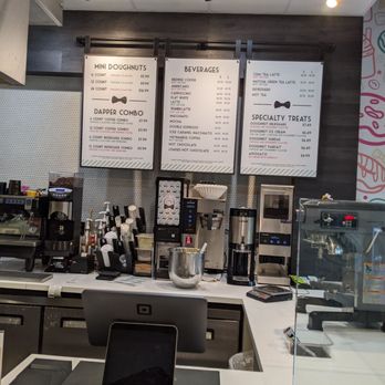 Dapper Doughnut - Donuts Near Me - Sammamish, Washington Dapper Doughnut - Donuts Near Me - Sammamish, Washington