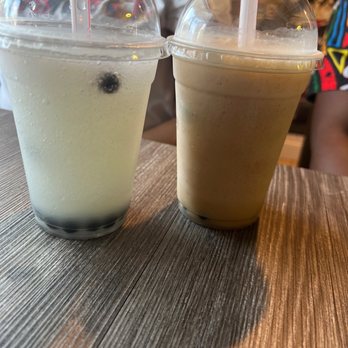 Eddy's Snack Bar - Lychee boba without milk and peanut butter boba - Asian Fusion Near Me - Davenport, Iowa Eddy's Snack Bar - Lychee boba without milk and peanut butter boba - Asian Fusion Near Me - Davenport, Iowa