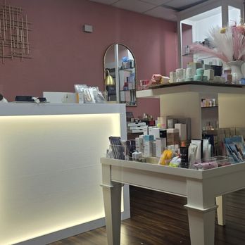 Easy Company Cosmetics - Perfume Near Me - San Antonio, Texas Easy Company Cosmetics - Perfume Near Me - San Antonio, Texas