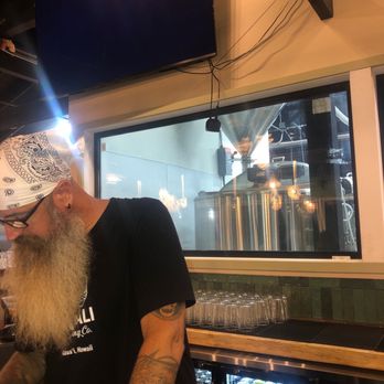 Napali Brewing - Brewpubs Near Me - Kapaʻa, Hawaii