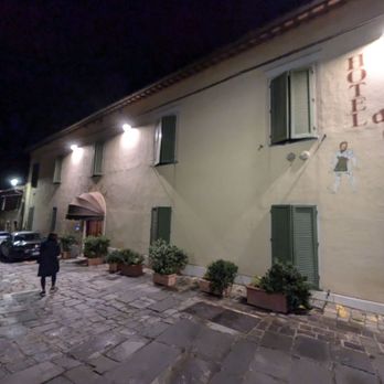 Hotel Dei Capitani - Hotels Near Me - Montalcino, SI
