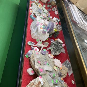 Newberry's Store - Various rocks for sale - Grocery Near Me - Cimarron, Colorado
