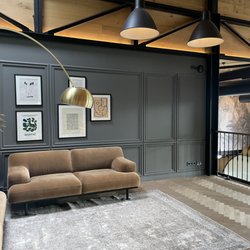 Kannelloni - Upstairs lobby