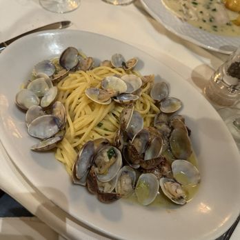 Edy - Spaghetti con vongole - Roman Near Me - Rome, RM