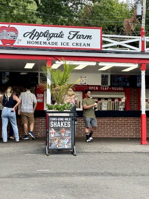 Applegate Farm by null