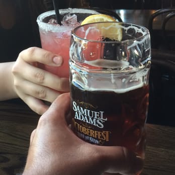 Hennessey's Grill - Juice Bars & Smoothies Near Me - Seal Beach, California