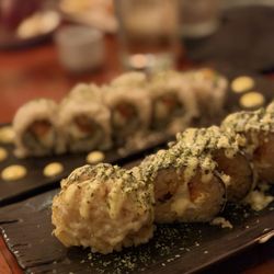 Fukumoto Sushi & Yakitori - Roll