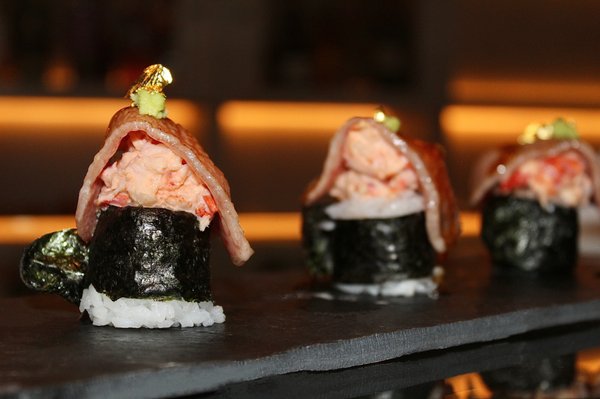 EDGE Restaurant & Bar by null