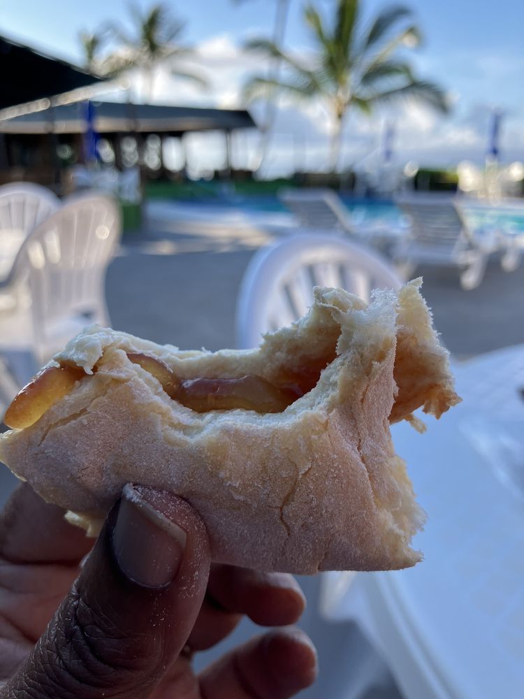 Molokai Hot Bread Logo