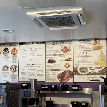 Cinnaholic - Bakeries Near Me - Long Beach, California