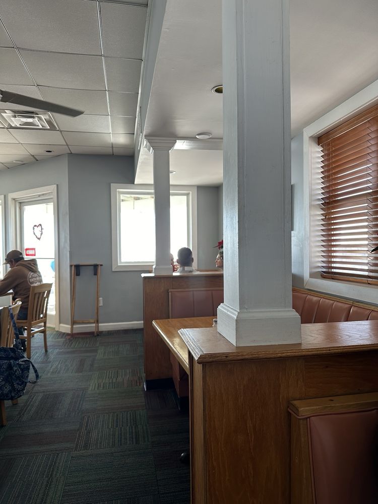 Daddy Mac's Beach Grille