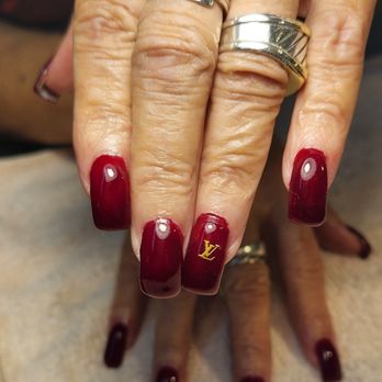 Creative Nail Salon - Nail Salons Near Me - Berwyn, Illinois