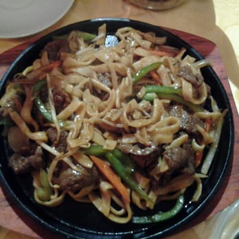 Jindal Chinese & Korean Restaurant - Home noodles  with beef and vegetables..... the best I've had so far!!!!!!!!!! - Chinese Near Me - Dublin, D