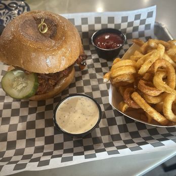 Milkhouse - American Near Me - Orlando, Florida Milkhouse - American Near Me - Orlando, Florida