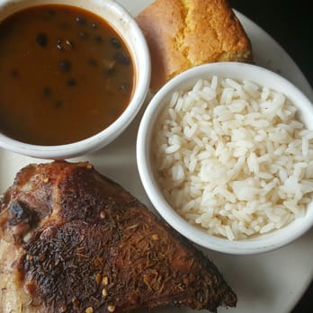 Eatz Uptown - Jerk chicken with rice and black beans - Southern Near Me - Bristol, Tennessee
