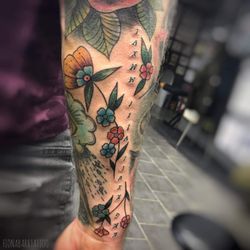 A Sailor's Grave - Fiona @ A Sailor's Grave Tattoo Studio Belfast