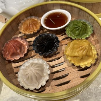Koi Palace - 198. Six Guys Xiao Long Bao - Dim Sum Near Me - Dublin, California Koi Palace - 198. Six Guys Xiao Long Bao - Dim Sum Near Me - Dublin, California