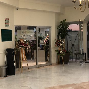 Gayosso - view of the waiting/lounge room - Funeral Services & Cemeteries Near Me - Mexicali, BCN