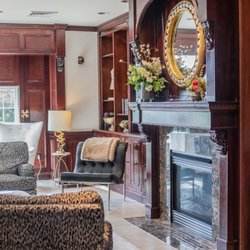 Waiting area at Tuscan Sun Spa & Salon.