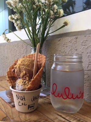 Lulu's Nitrogen Ice Cream by null