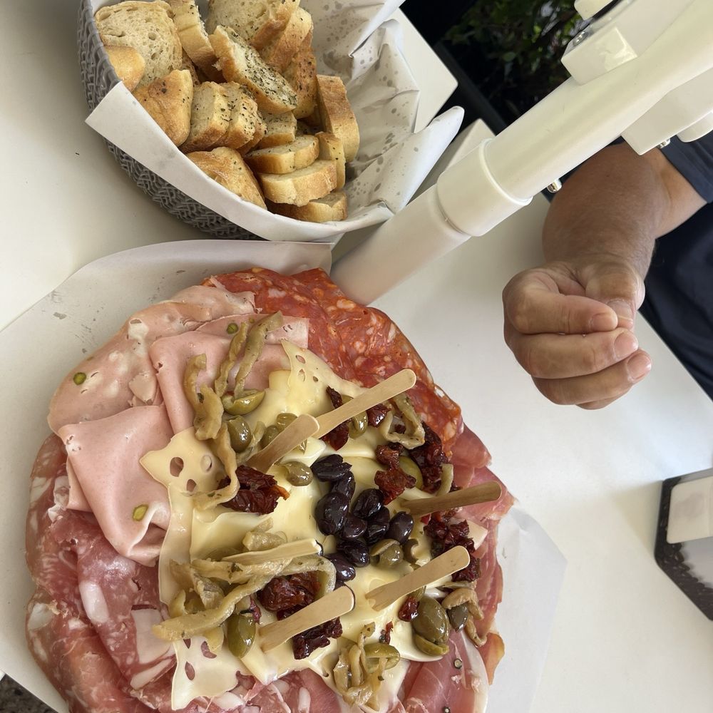 TOP 10 BEST Shopping near Via Andrea Di Anfuso 24, Messina, Italy - Updated  2025 - Yelp, image size:1000x1000