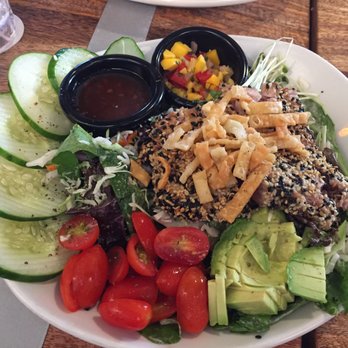 Kona Brewing - Pele’s Throne Ahi Salad - Pubs Near Me - Honolulu, Hawaii Kona Brewing - Pele’s Throne Ahi Salad - Pubs Near Me - Honolulu, Hawaii