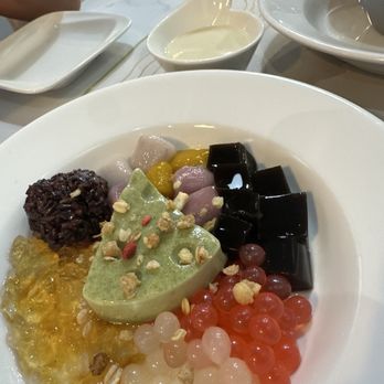 JIN XI - Thai Near Me - Flushing, New York