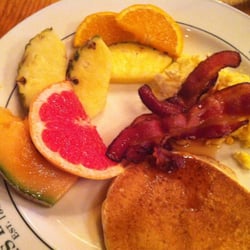 Douglas Lake Ranch - Breakfast!