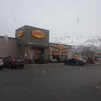 Denny's - Front of restaurant - American Near Me - Orem, Utah