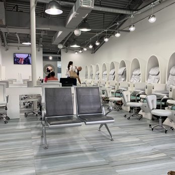 Neo Nail Bar- Key Biscayne - Salon - Nail Salons Near Me - Key Biscayne, Florida