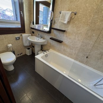 CA Maria Adele - Hotels & Travel Near Me - Venezia, VE