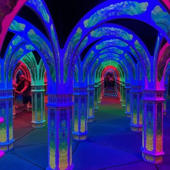 Magowan's Infinite Mirror Maze - Arts & Entertainment Near Me - San Francisco, California Magowan's Infinite Mirror Maze - Arts & Entertainment Near Me - San Francisco, California