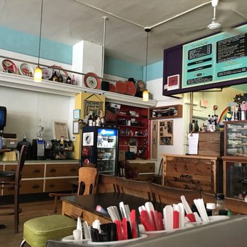 Cockadoodle Pizza Cafe - Pizza Near Me - Bethel, Vermont