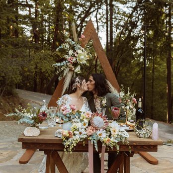 A Paper Flower Wedding - Wedding Planning Near Me
