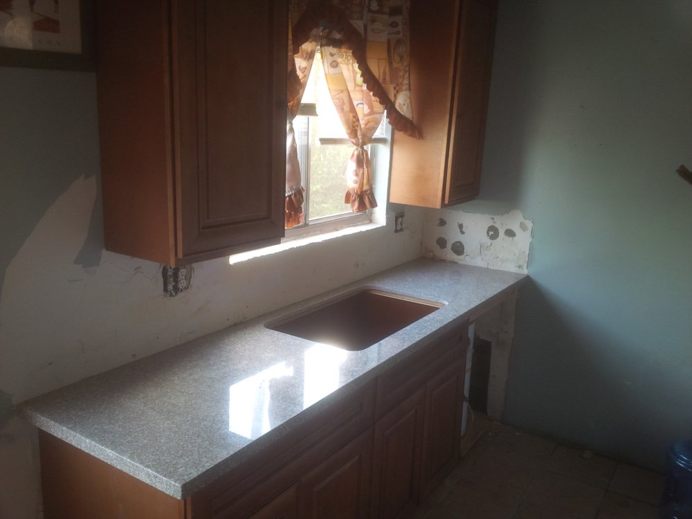 Slide of Universal Handyman Services