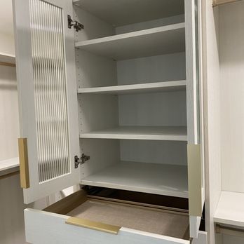 Modern Closet Spaces - Designed for maximum organization - Home Organization Near Me - Gardena, California Modern Closet Spaces - Designed for maximum organization - Home Organization Near Me - Gardena, California