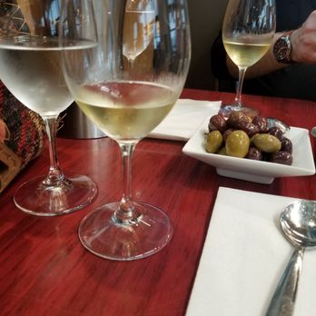 Vino Volo - Chardonnay with Olives. - Wine Bars Near Me - Austin, Texas Vino Volo - Chardonnay with Olives. - Wine Bars Near Me - Austin, Texas